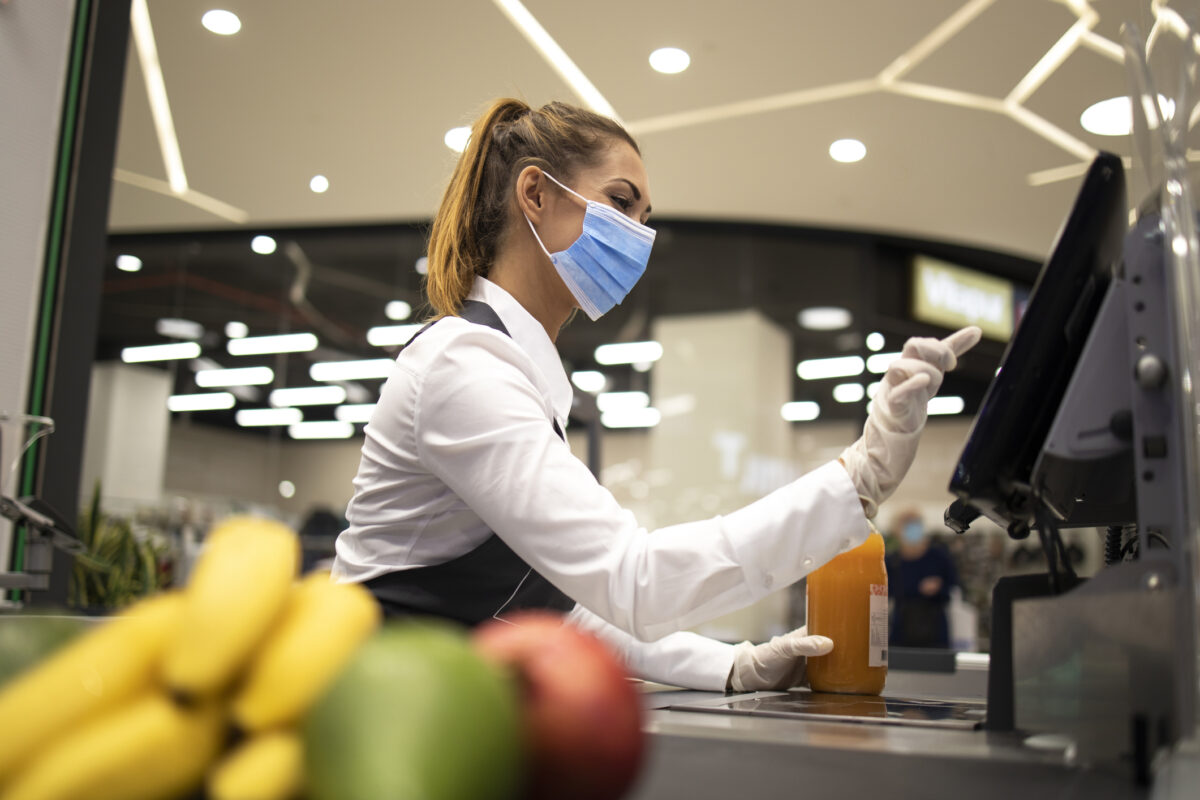 El uniforme, una de las característica más valorada en un comercio