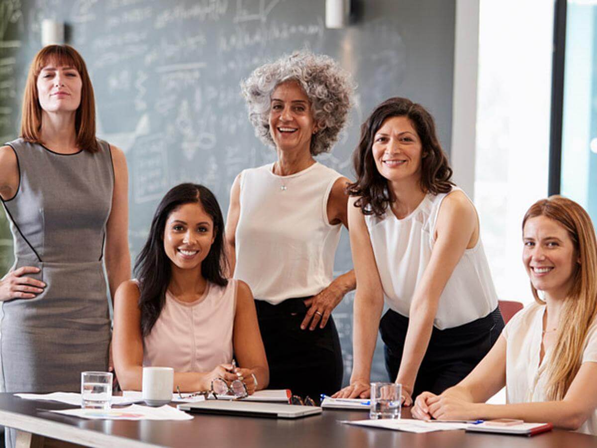 Mujeres empoderadas en el ámbito profesional